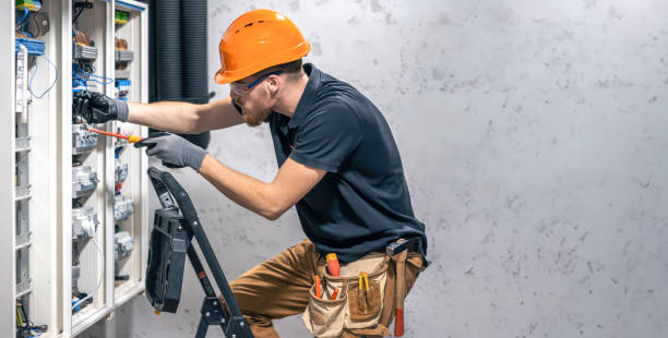 Best 24-Hour Electrician  in Courtland, VA